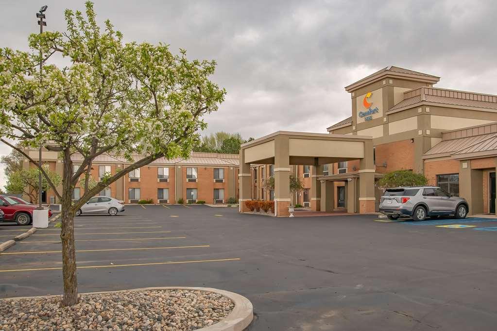 Comfort Inn Huntington Near University Εξωτερικό φωτογραφία