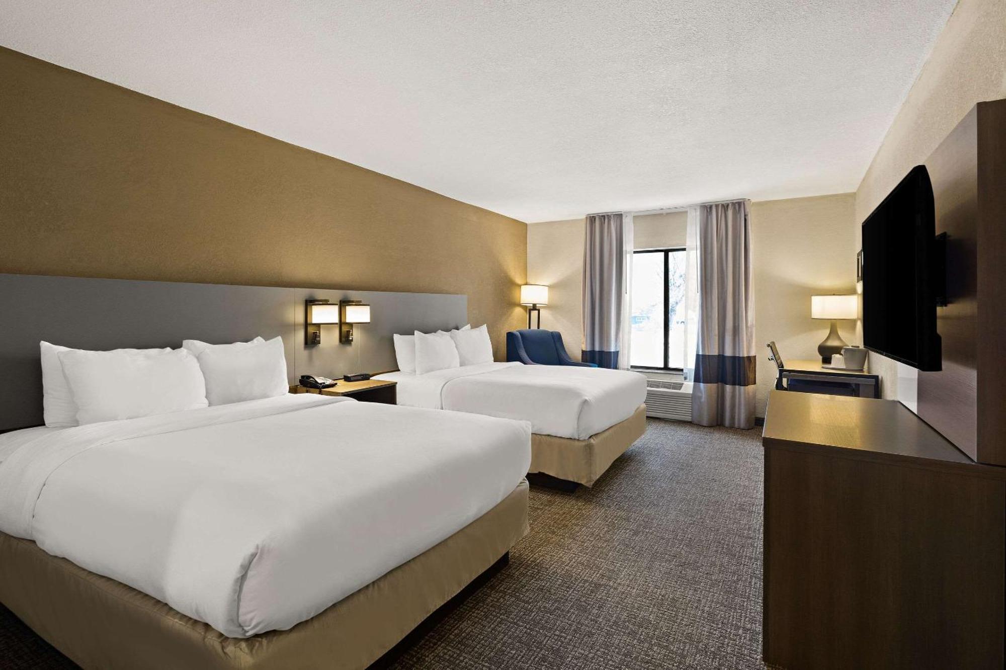 Comfort Inn Huntington Near University Εξωτερικό φωτογραφία