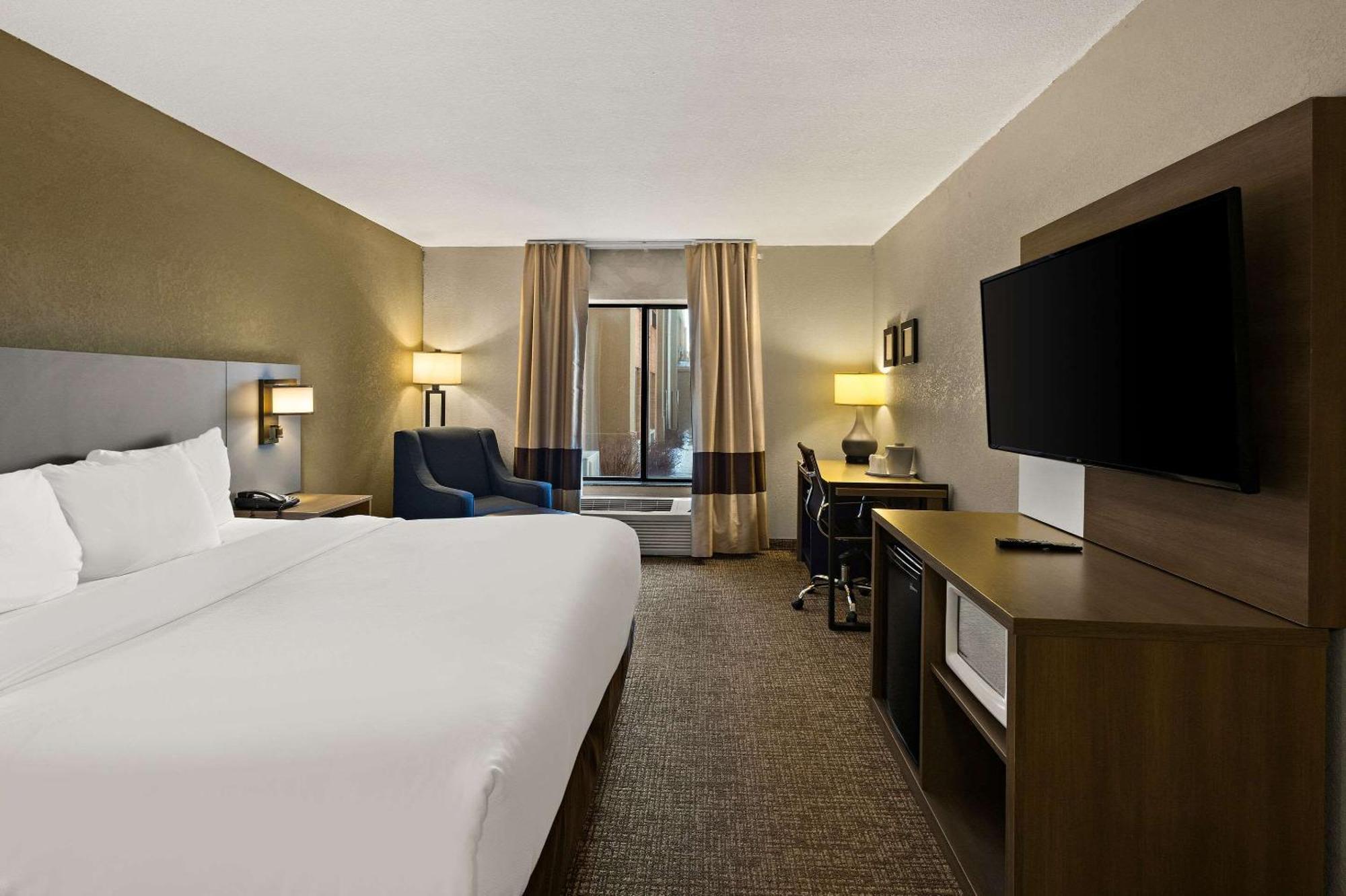 Comfort Inn Huntington Near University Εξωτερικό φωτογραφία