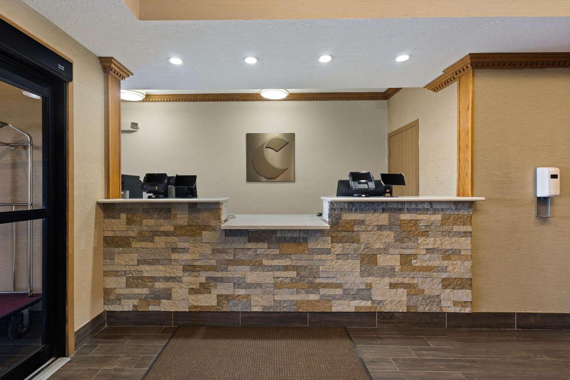 Comfort Inn Huntington Near University Εξωτερικό φωτογραφία