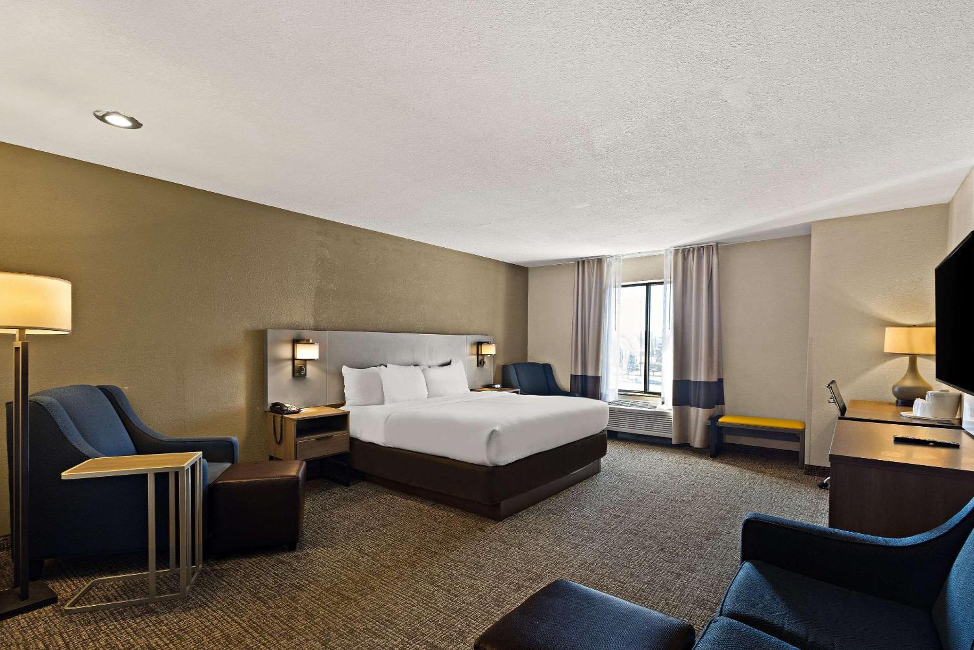Comfort Inn Huntington Near University Εξωτερικό φωτογραφία