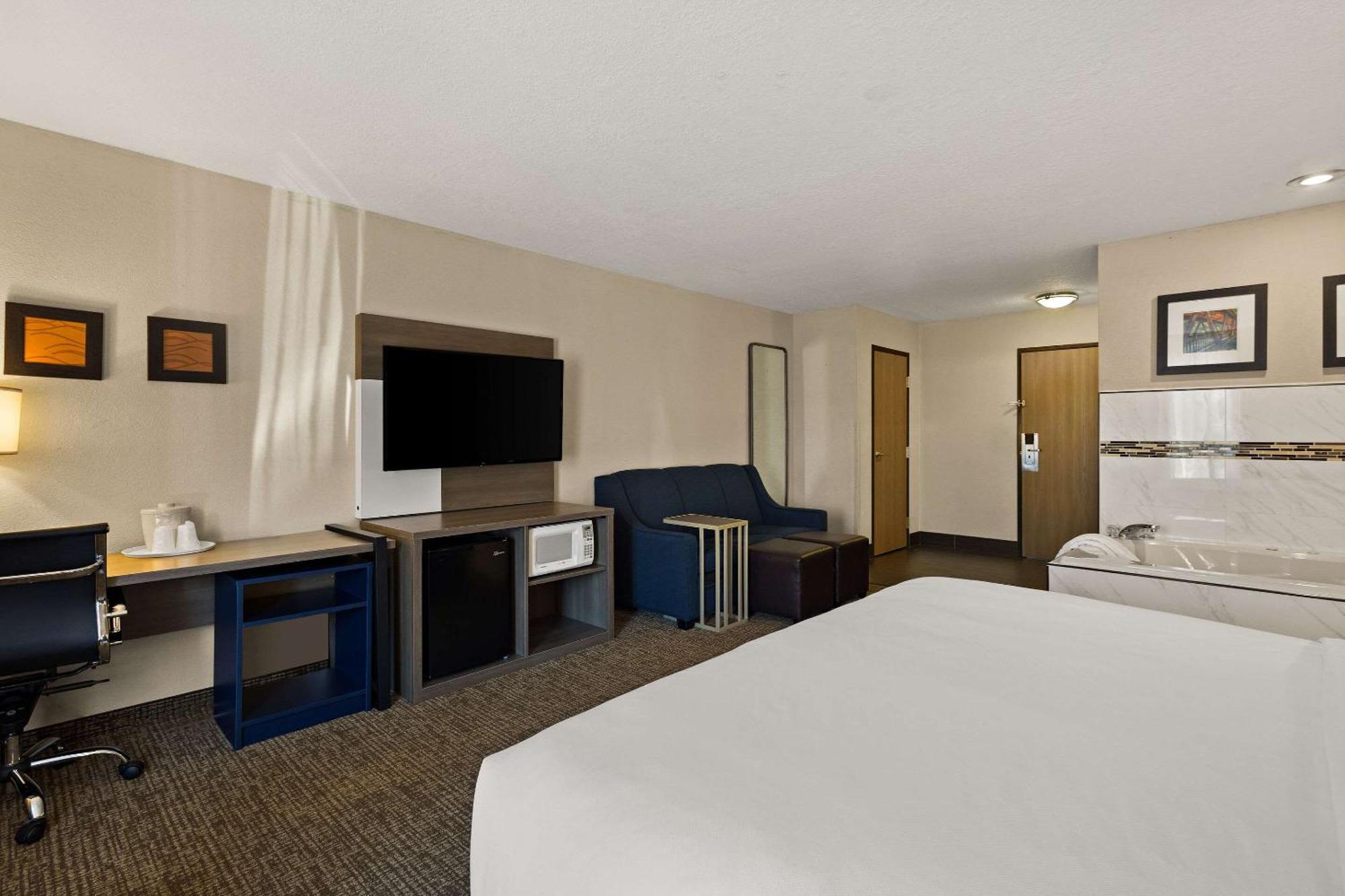 Comfort Inn Huntington Near University Εξωτερικό φωτογραφία