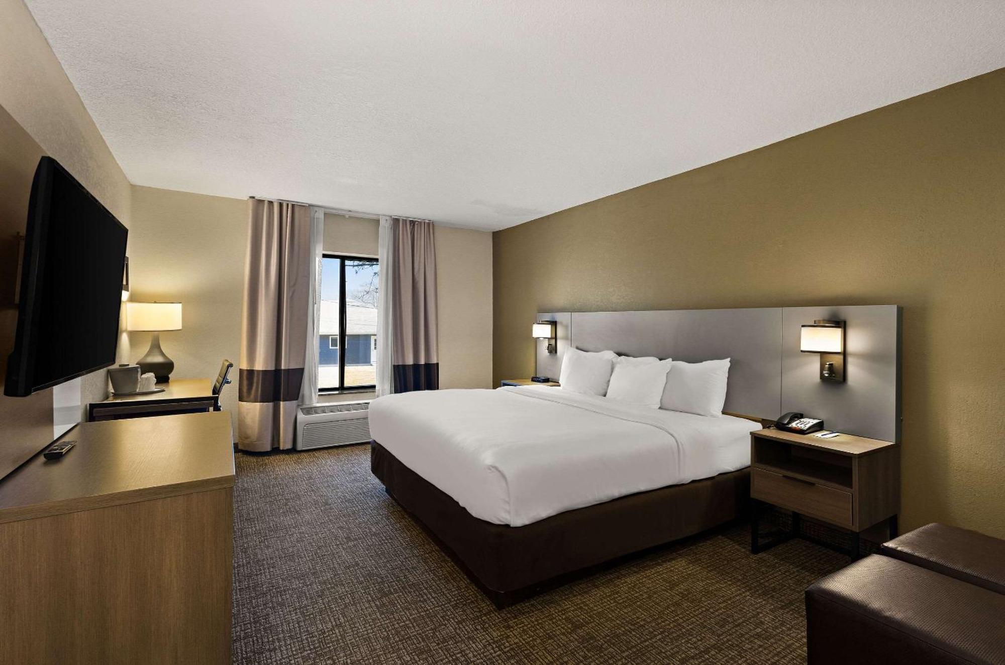 Comfort Inn Huntington Near University Εξωτερικό φωτογραφία
